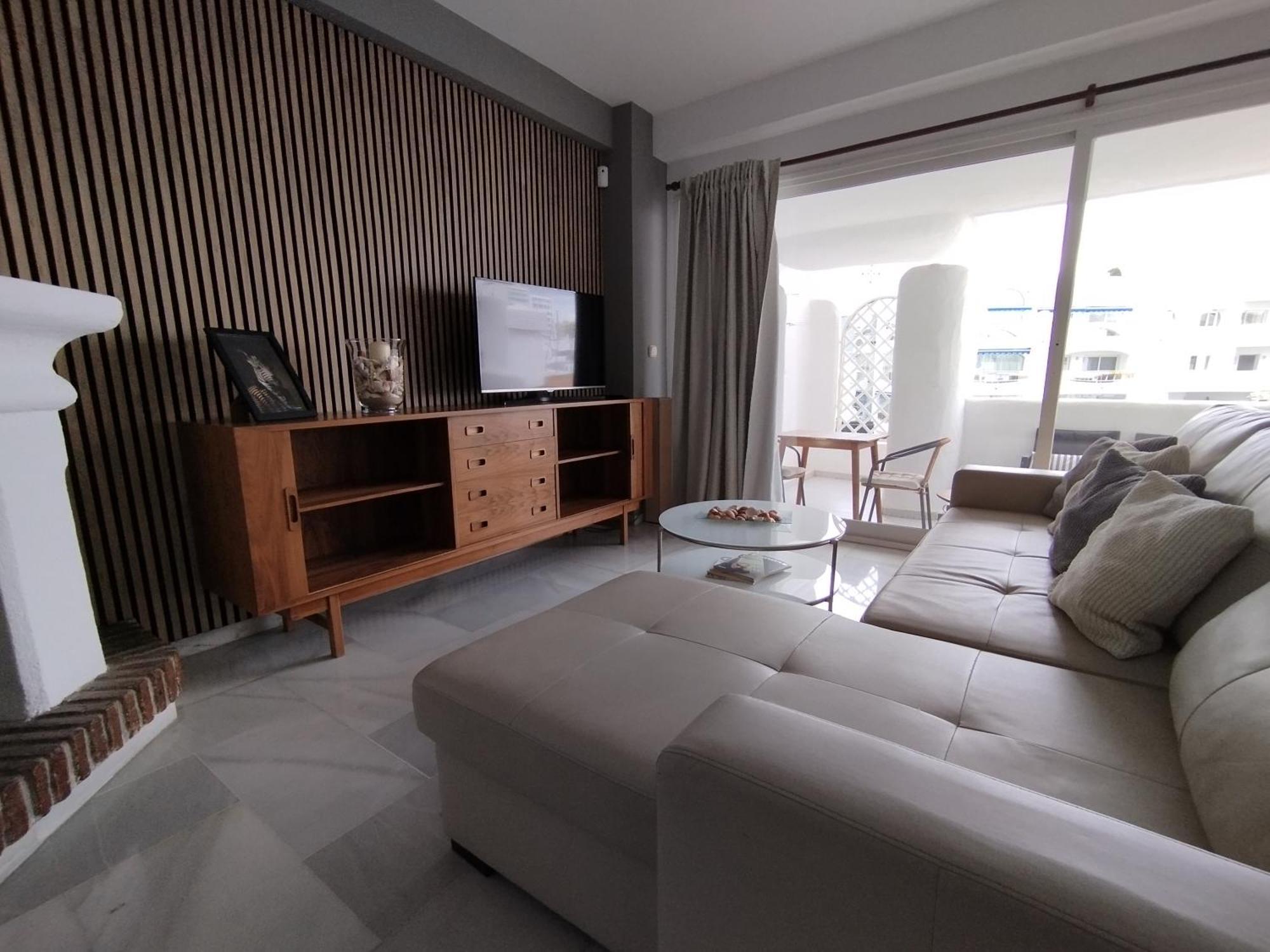 Puerto Marina Palace 贝纳尔马德纳 外观 照片
