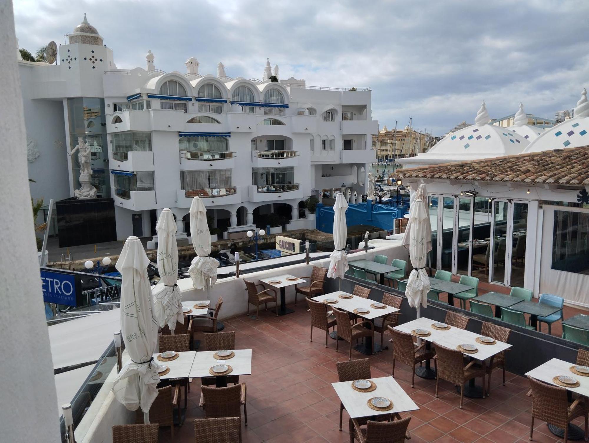 Puerto Marina Palace 贝纳尔马德纳 外观 照片